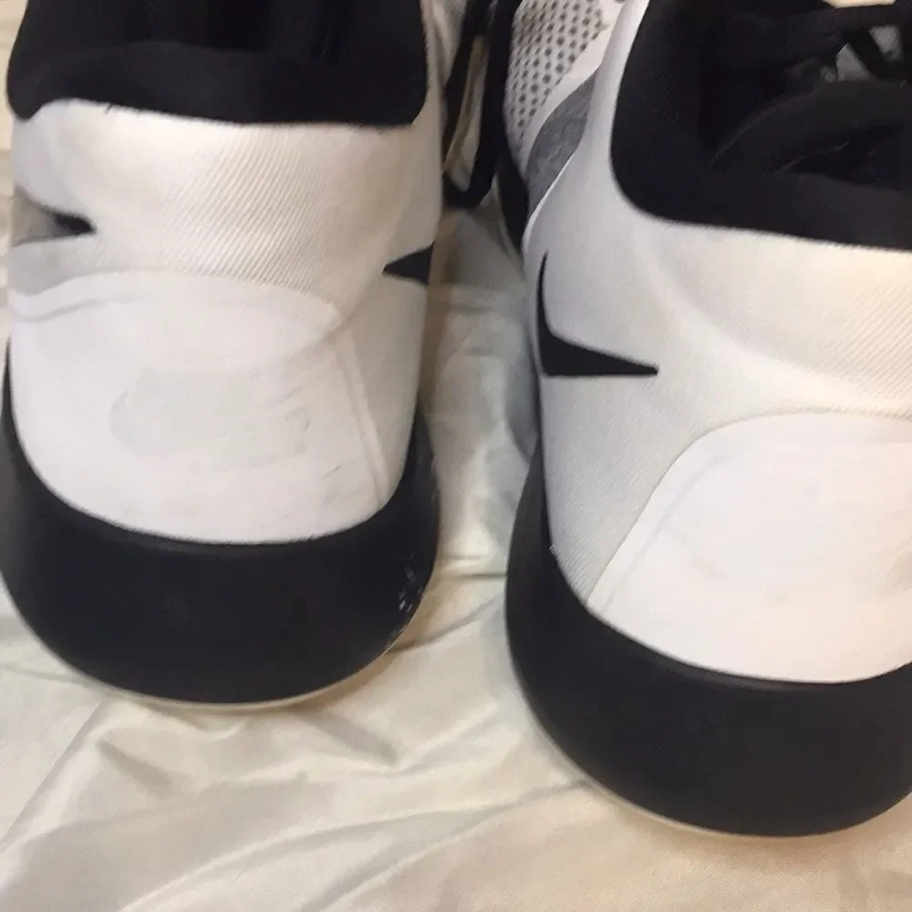 Nike Air Precision 11 shoes size 14